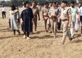 आज दिनांक 13-10-2023 जनपद हापुड में मा0 मुख्यमंत्री उ0प्र0 महोदय के प्रस्तावित भ्रमण कार्यक्रम स्थल का निरीक्षण किया गया