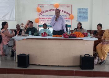 ग्रामों में निर्धनता कम करने के लिए मिल कर काम करें प्रधान व समूह